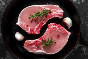 OTWAY PORK LOIN CHOPS (1kg)